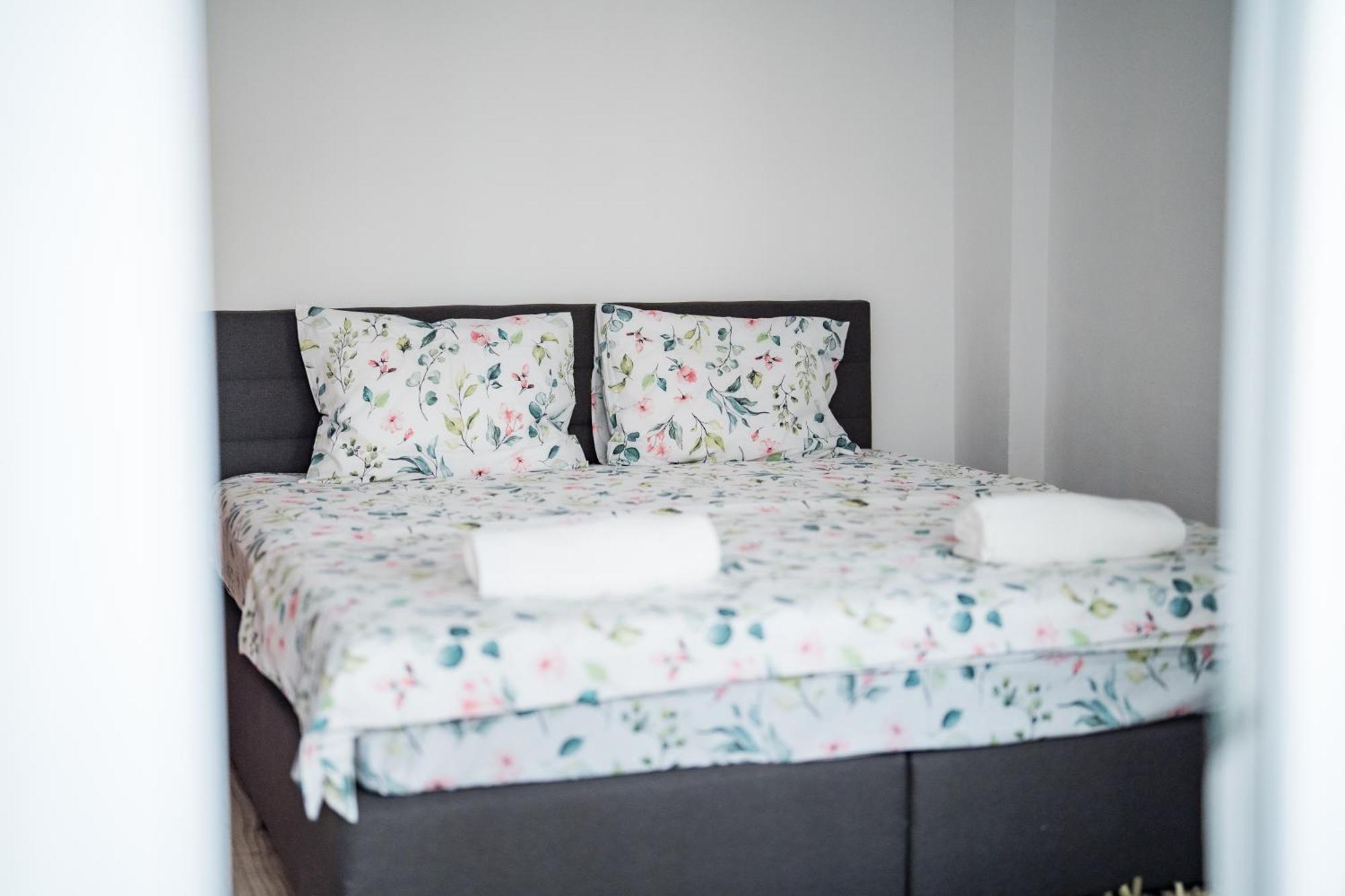 Black Sea Top Centre Apartments Varna Exterior foto